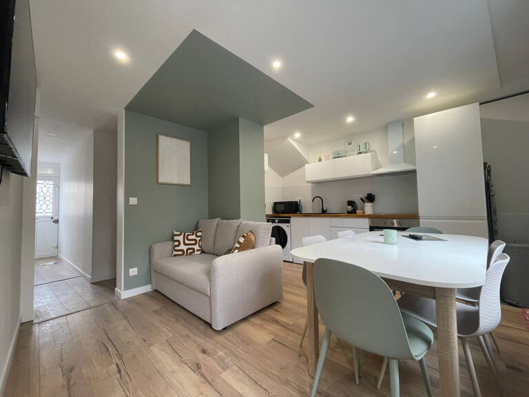 CHAMBRE EN COLOCATION MEUBLEE AVEC SEJOUR SPACIEUX - CENTRE — photo 1