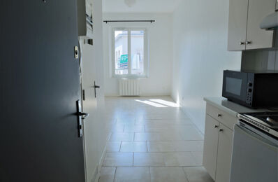 location appartement 418 € CC /mois à proximité de Le Houlme (76770)