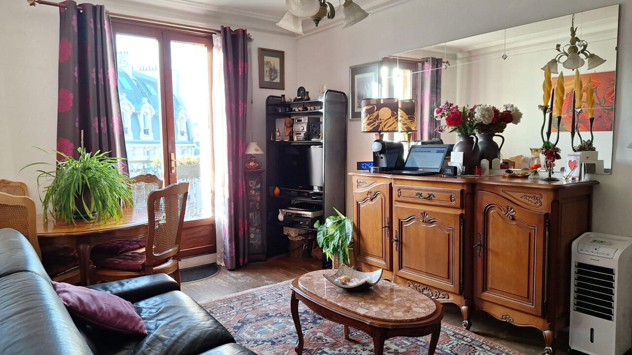 appartement 2 pièces 41 m2 à vendre à Paris 11 (75011)