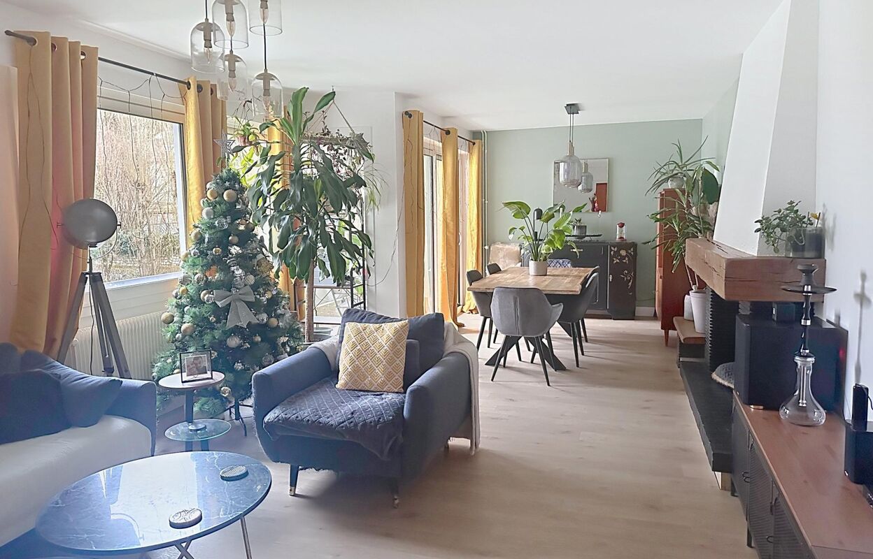 appartement 4 pièces 87 m2 à vendre à Caudebec-Lès-Elbeuf (76320)