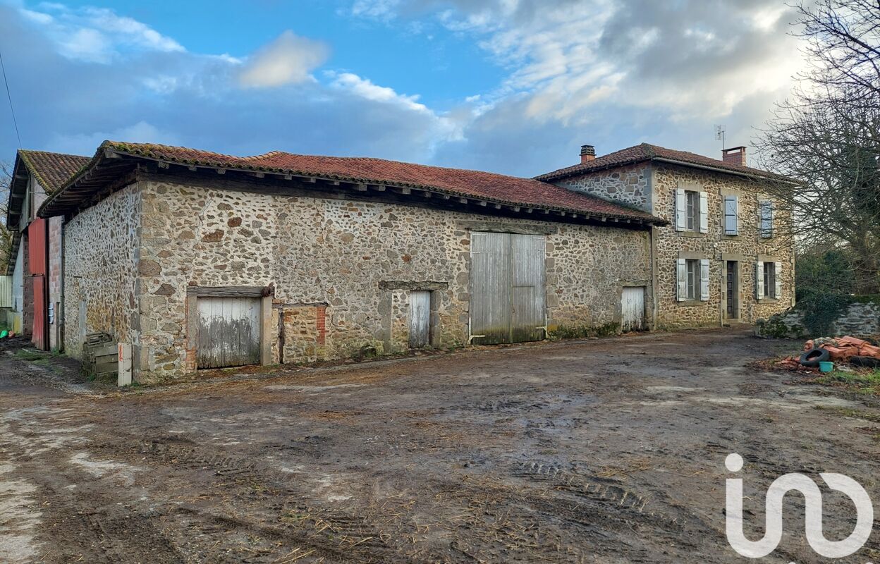 maison 5 pièces 94 m2 à vendre à Les Salles-Lavauguyon (87440)