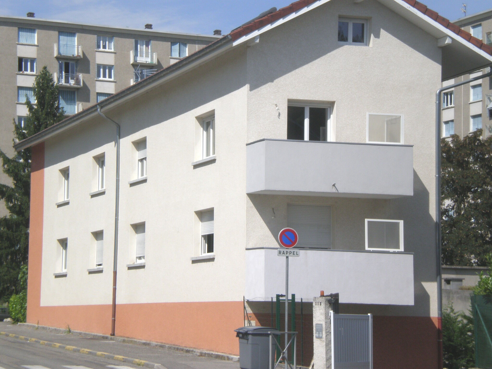 Appartement 1 pièces  à louer Saint-Martin-d'Hères 38400