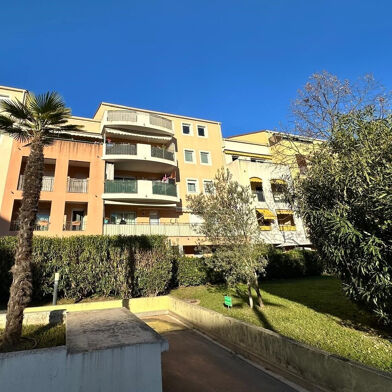 Appartement 3 pièces 253000 €