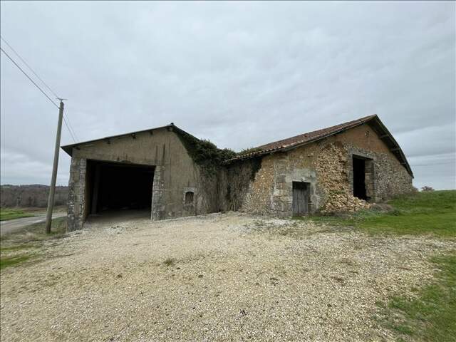 Grange de 2 pièces principales — photo du bien