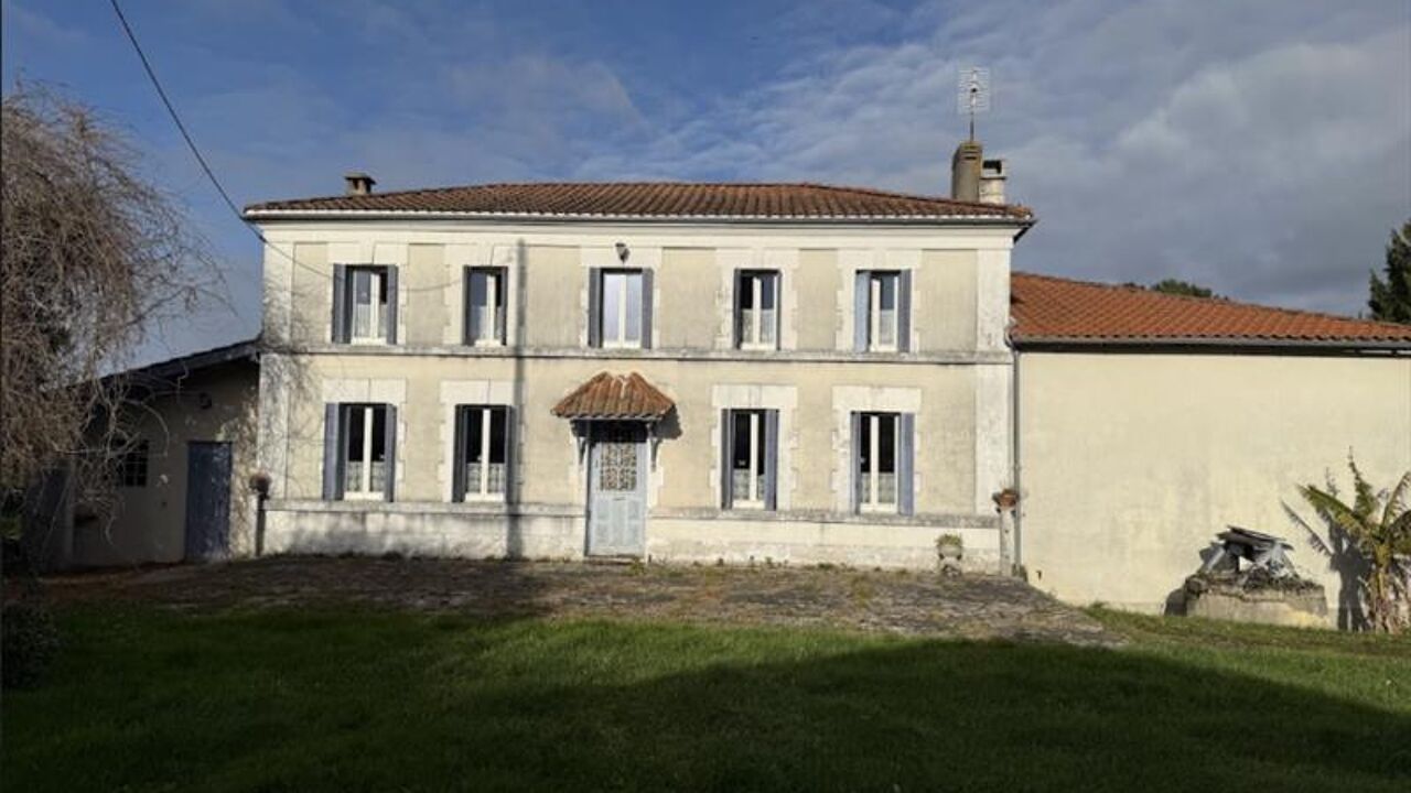 maison 6 pièces 226 m2 à vendre à Bran (17210)