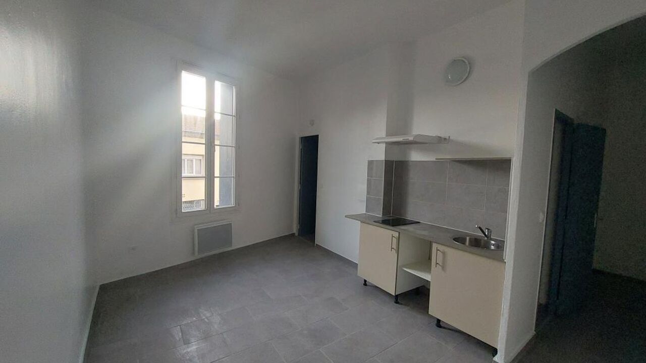 appartement 2 pièces 30 m2 à louer à Lunel (34400)