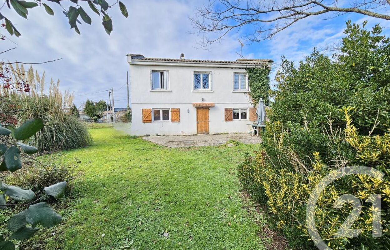 maison 6 pièces 164 m2 à vendre à Saint-Laurent-Médoc (33112)