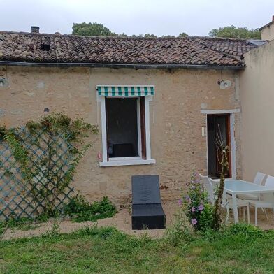 Maison 3 pièces 900 €