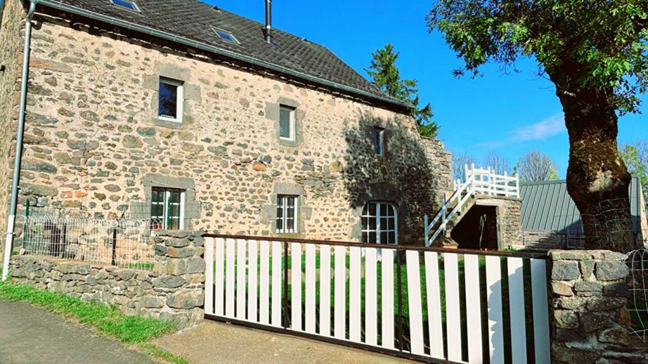 maison 6 pièces 122 m2 à vendre à Paulhac (15430)