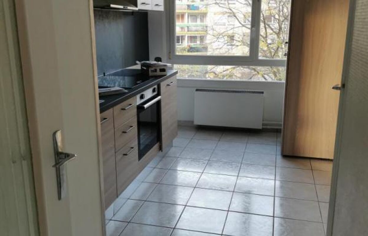 appartement 3 pièces 69 m2 à louer à Oullins (69600)