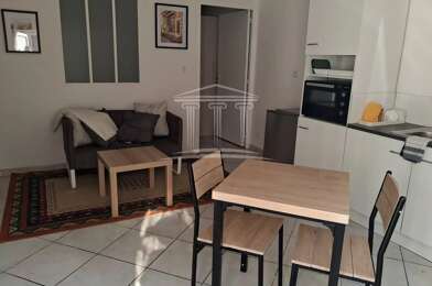 Appartement 1 pièces 360 €