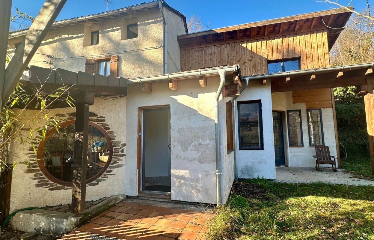 maison 6 pièces 164 m2 à vendre à Rabat-les-Trois-Seigneurs (09400)