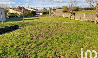 Terrain  716 m² à vendre à Les Herbiers (85500)