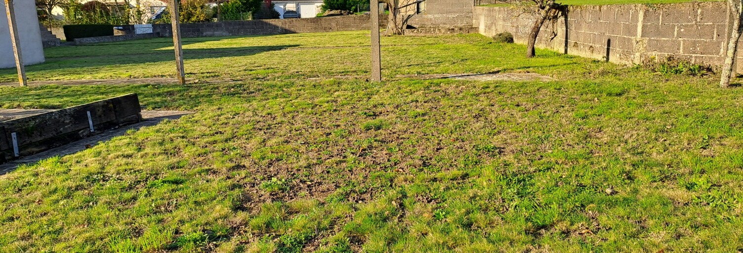 Terrain  716 m² à vendre à Les Herbiers (85500)