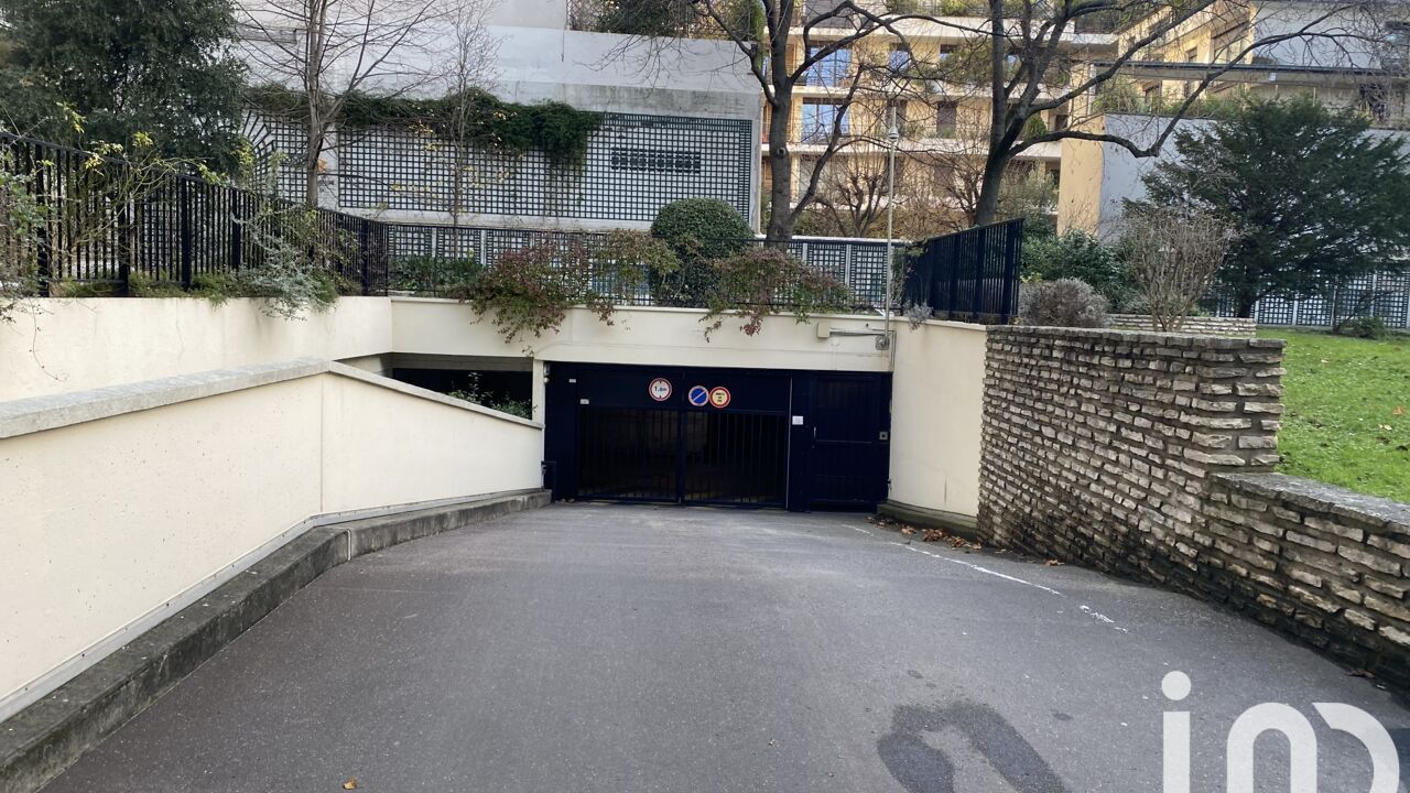 garage  pièces 13 m2 à vendre à Paris 13 (75013)