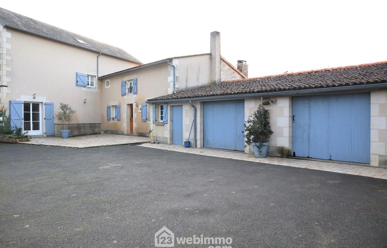 maison 6 pièces 160 m2 à vendre à Lavoux (86800)