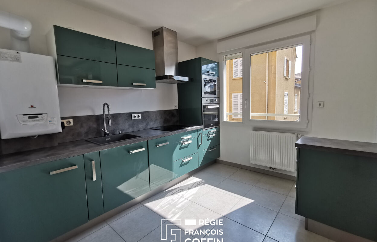 appartement 2 pièces 43 m2 à louer à Lozanne (69380)