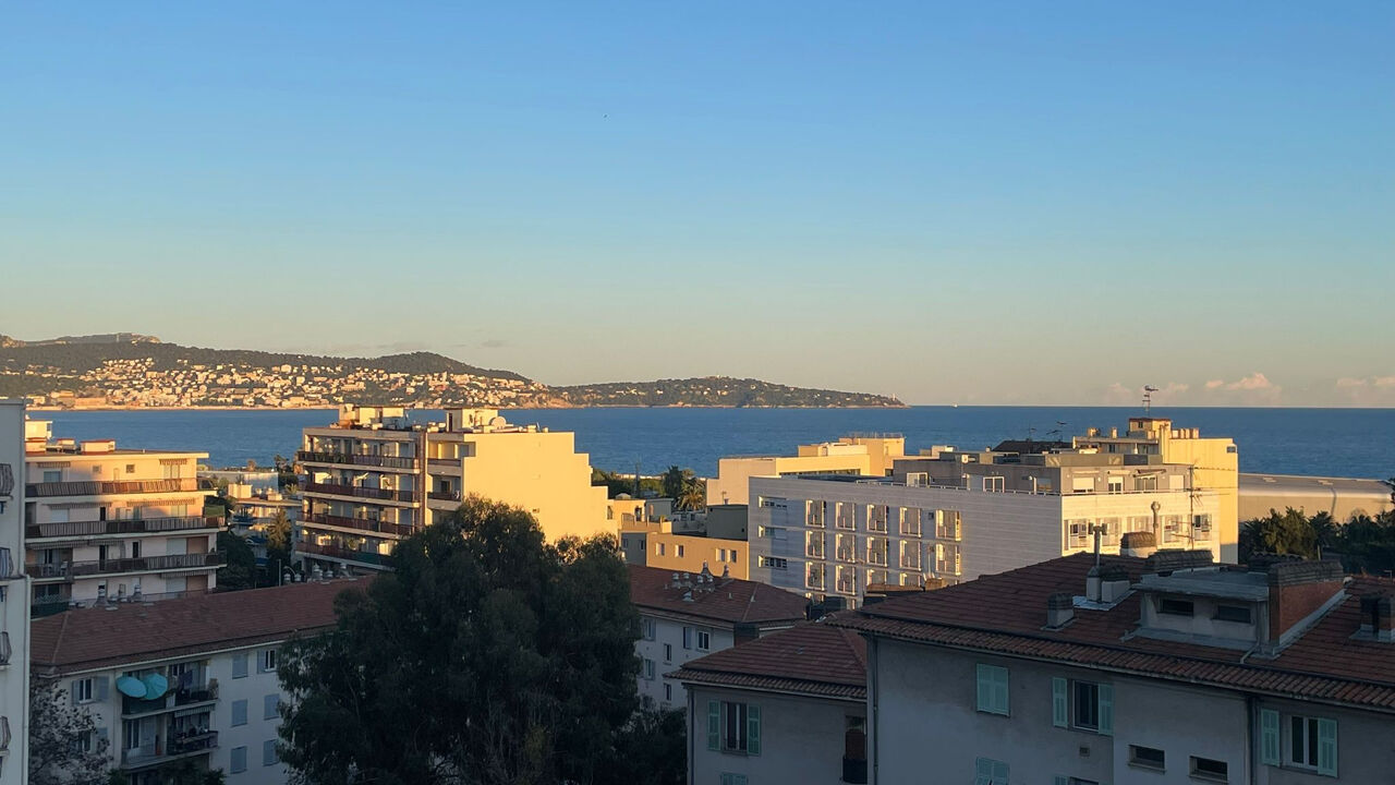 appartement 3 pièces 57 m2 à vendre à Nice (06200)