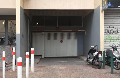 garage  pièces 12 m2 à louer à Marseille 3 (13003)