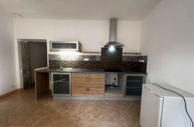 location appartement 540 € CC /mois à proximité de Vallon-Pont-d'Arc (07150)