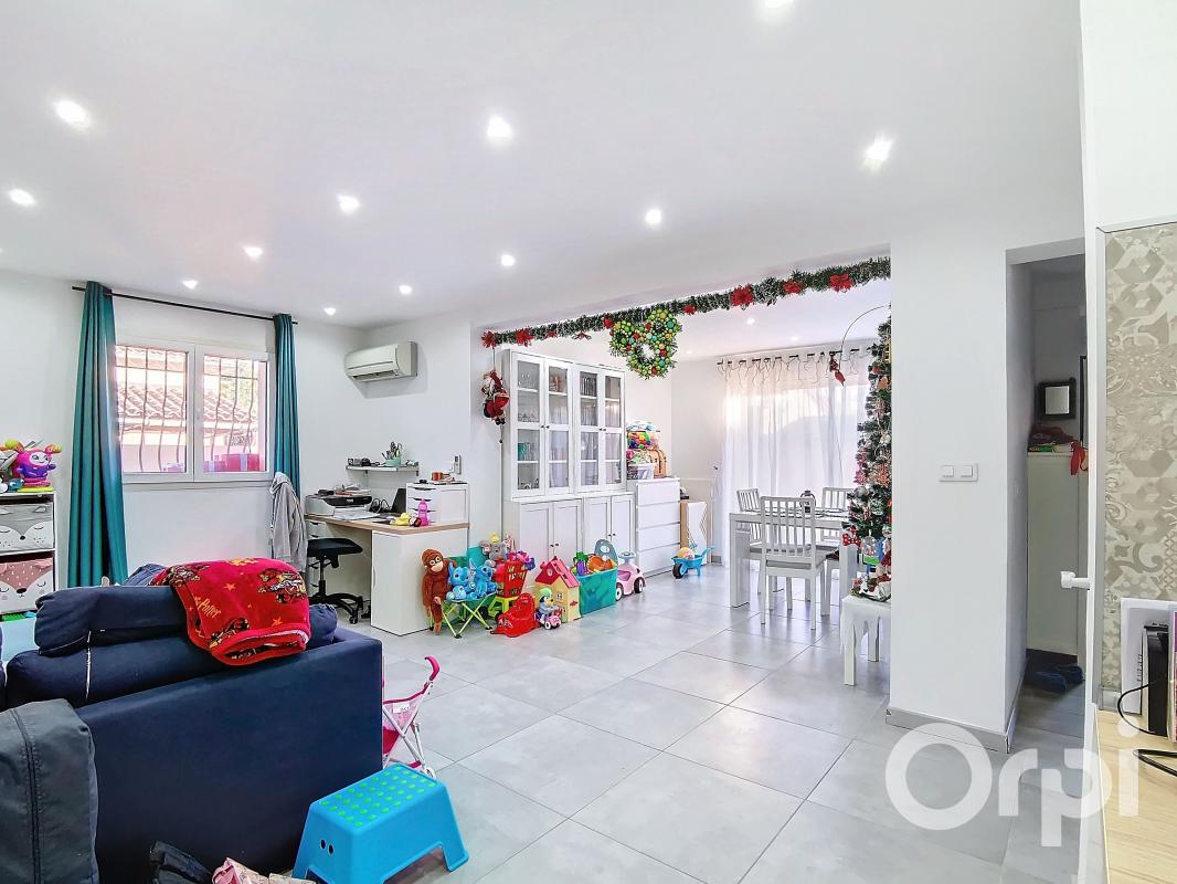 A vendre maison de 115 m² rénovée de type 5 situé sur le sect...