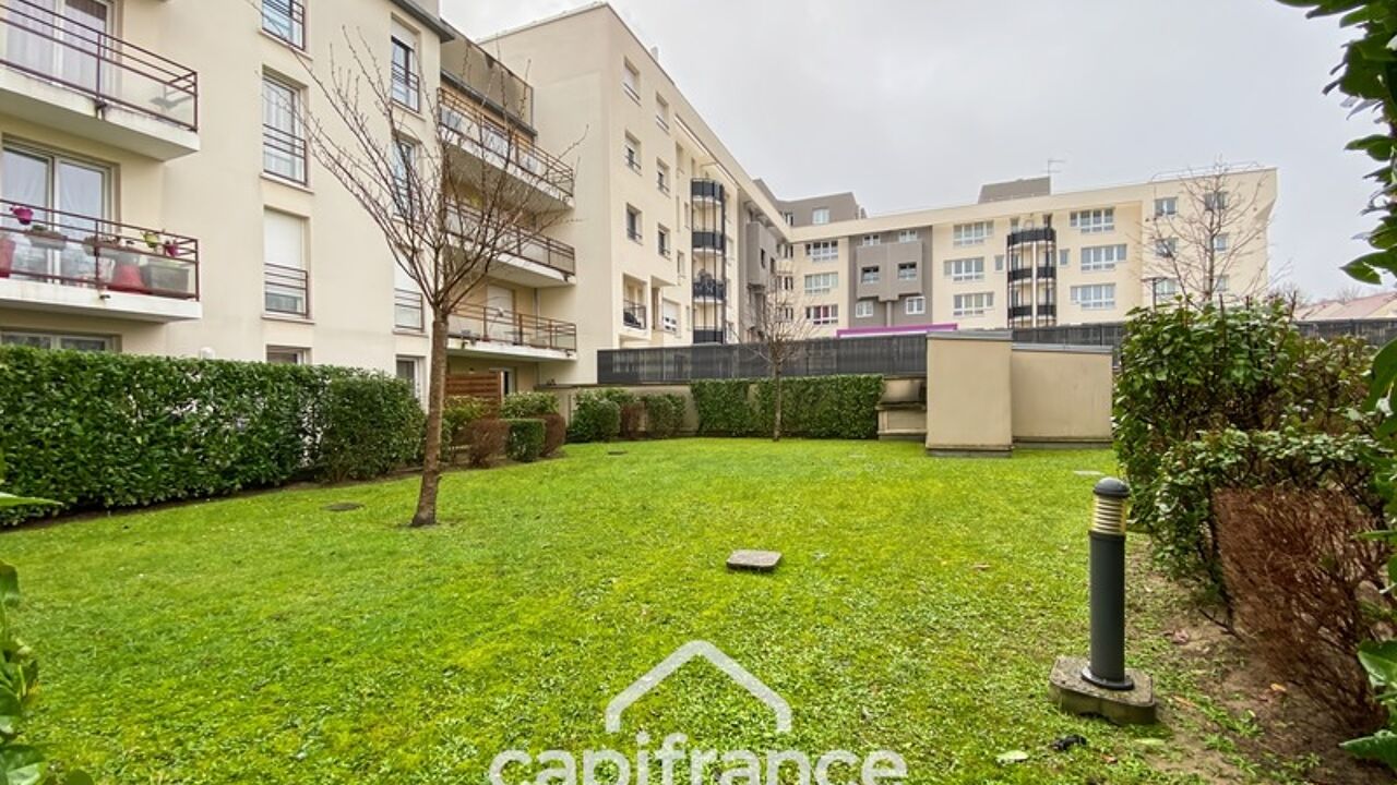 appartement 2 pièces 37 m2 à vendre à Saint-Thibault-des-Vignes (77400)