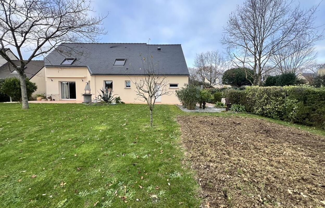 maison 6 pièces 161 m2 à vendre à Laillé (35890)