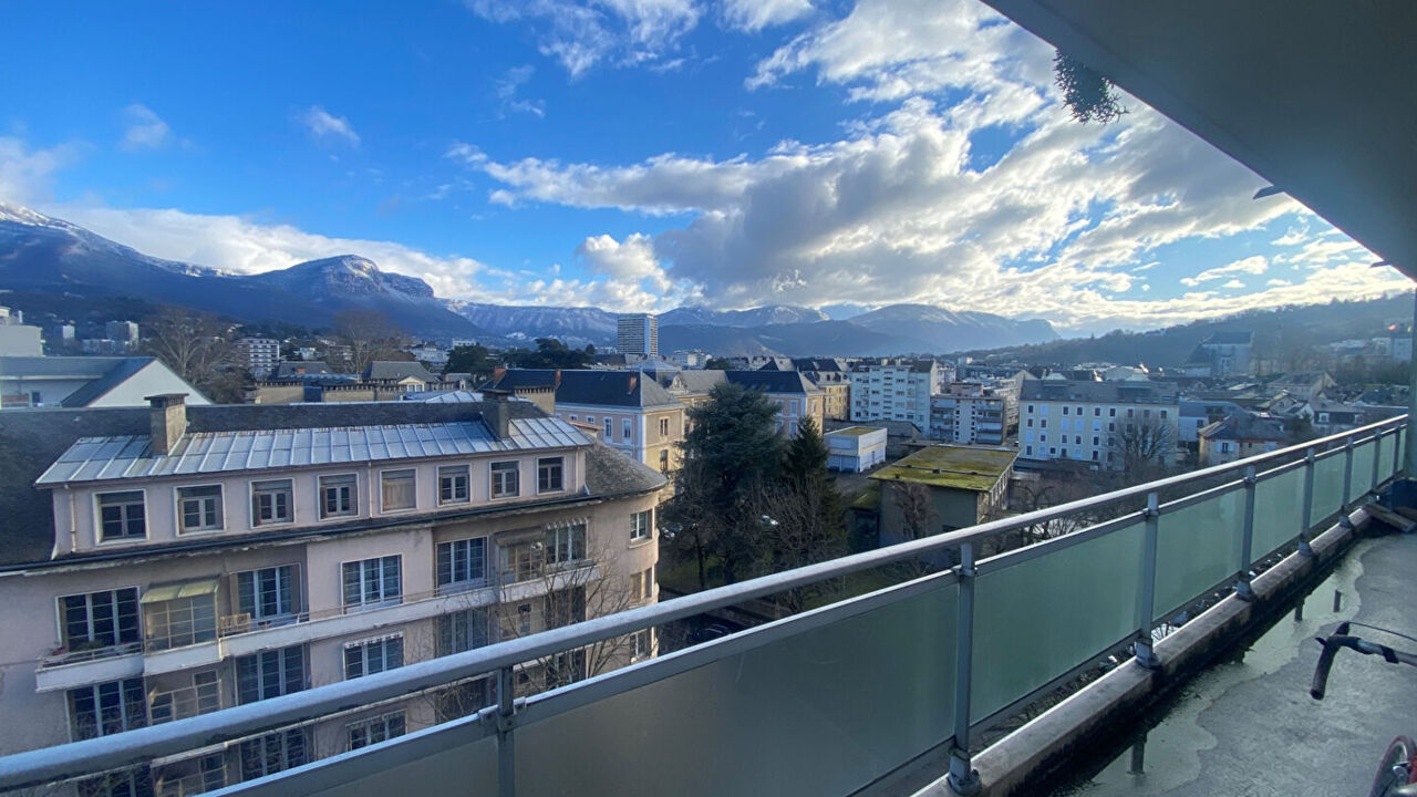 appartement 2 pièces 63 m2 à vendre à Chambéry (73000)