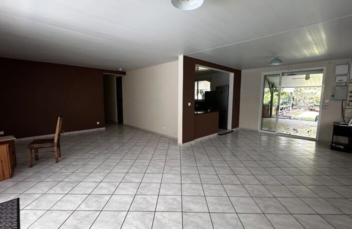 Ensemble immobilier proche de la plage de Remire-Montjoly — photo 5