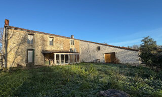 Maison 4 Pièces 140 m² à vendre à Saint-Martin-Lars-en-Sainte-Hermine (85210)