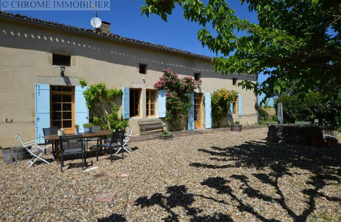 Belle maison de campagne en pierre — photo 5