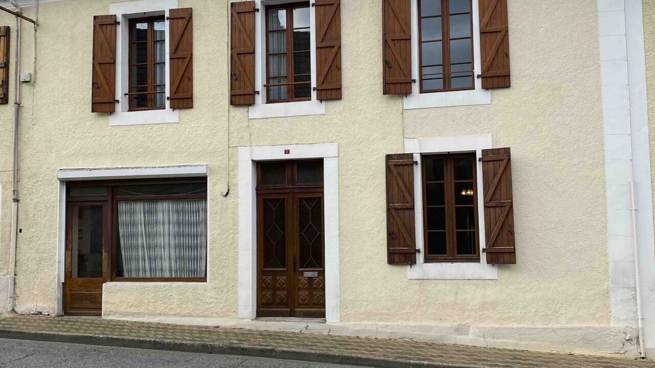 maison 4 pièces 200 m2 à vendre à Lembeye (64350)