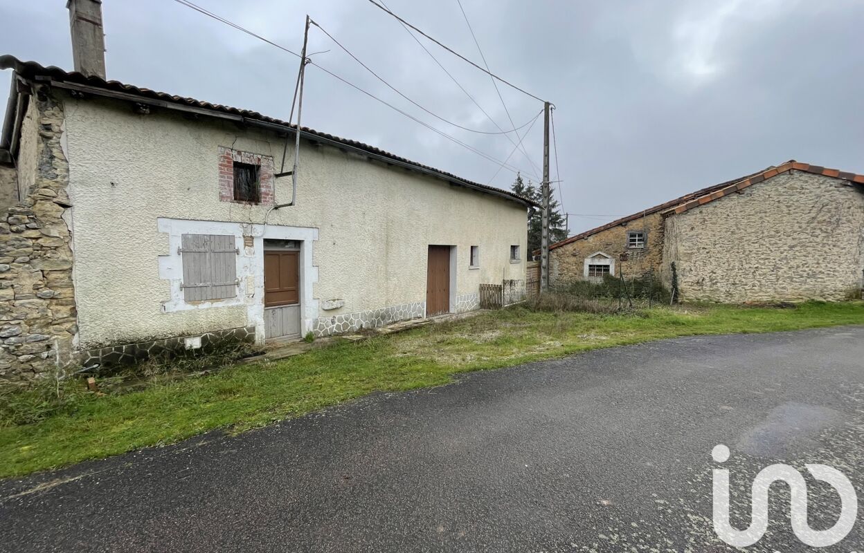 terrain  pièces 140 m2 à vendre à Ambernac (16490)