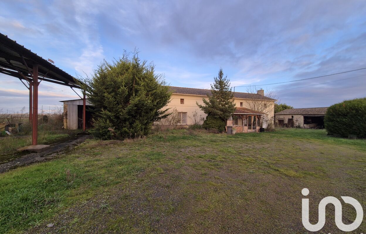 maison 5 pièces 95 m2 à vendre à Saint-Martin-de-Mâcon (79100)