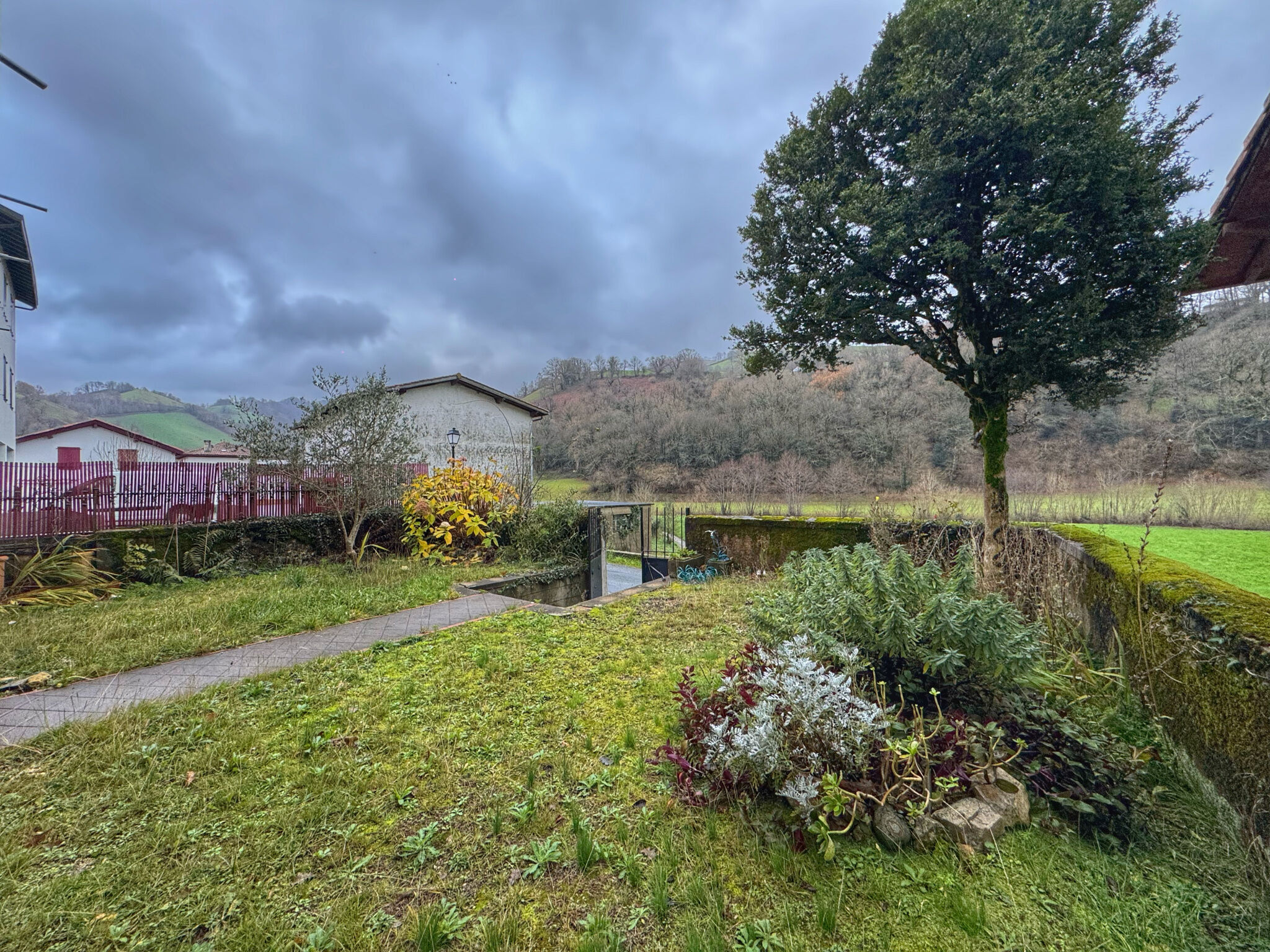 Villa / Maison  T8 à vendre Urepel 64430