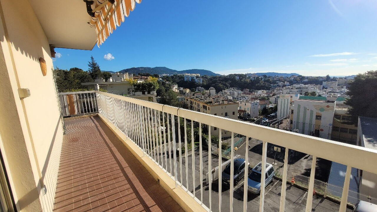 appartement 2 pièces 55 m2 à louer à Nice (06100)