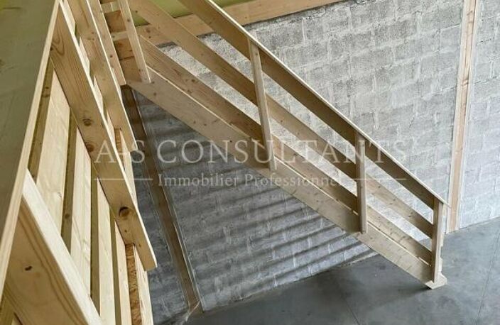 LOCAL PROFESSIONNEL à louer — photo 2