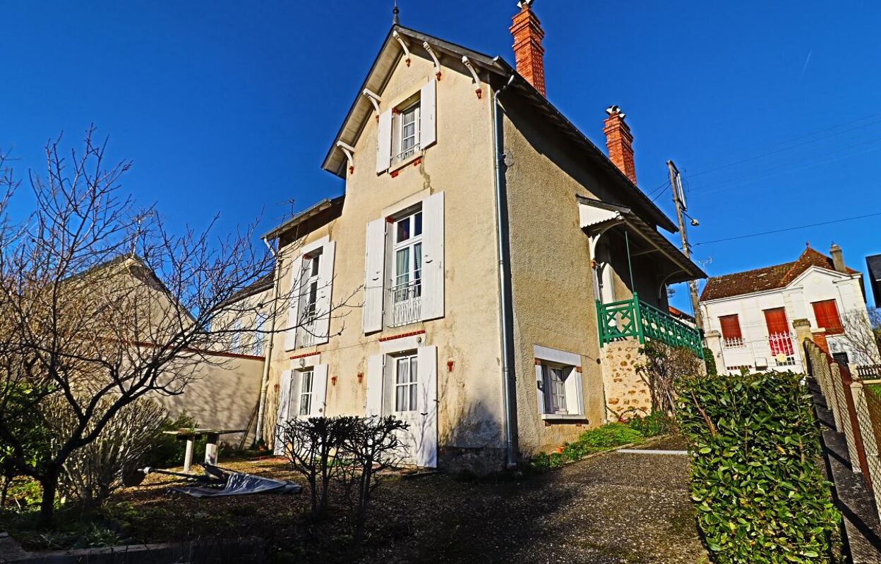 maison 6 pièces 163 m2 à vendre à Saint-Satur (18300)