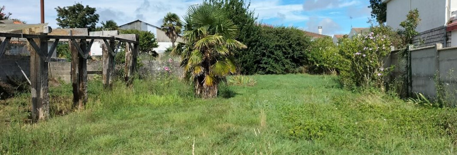Terrain  949 m² à vendre à Marennes-Hiers-Brouage (17320)