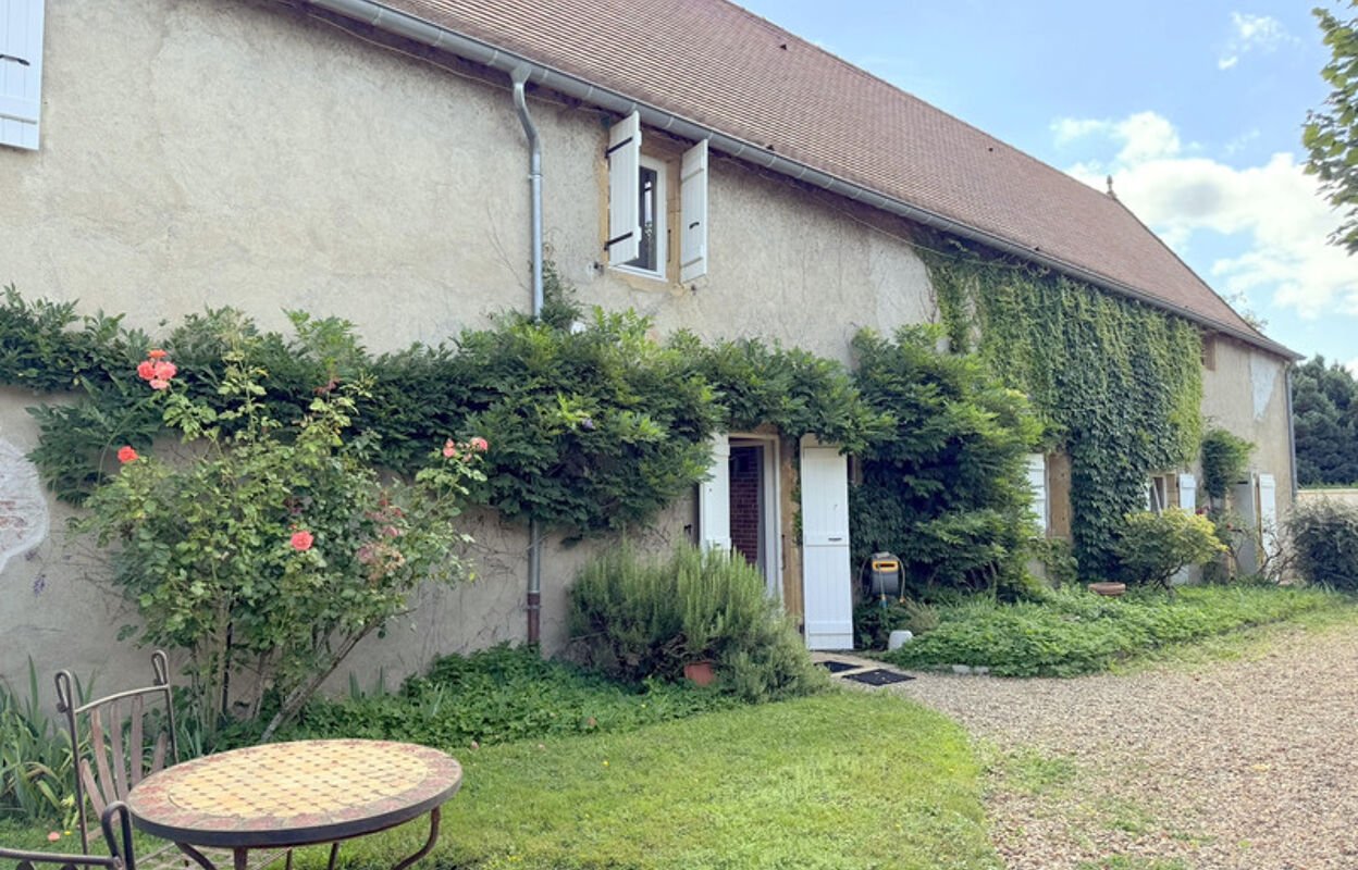 maison 6 pièces 190 m2 à vendre à La Clayette (71800)