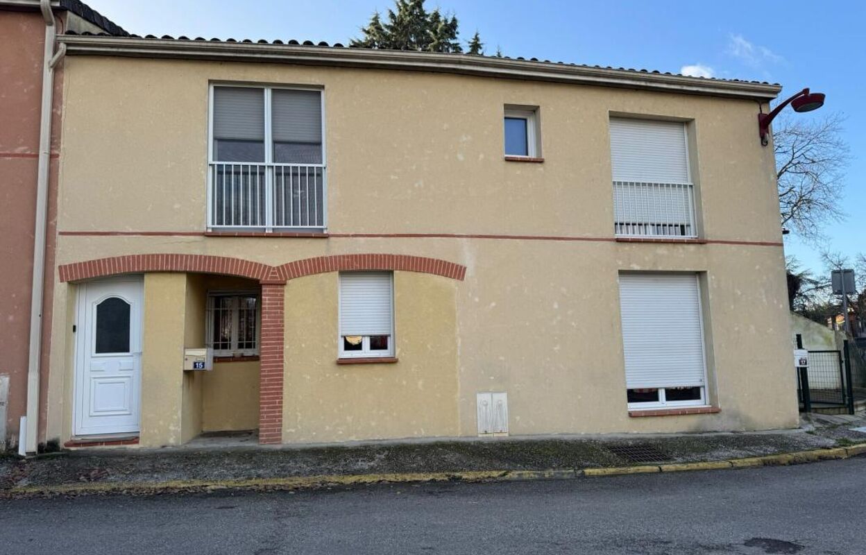 immeuble  pièces 120 m2 à vendre à Labastide-Saint-Pierre (82370)