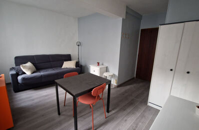 location appartement 545 € CC /mois à proximité de Le Houlme (76770)