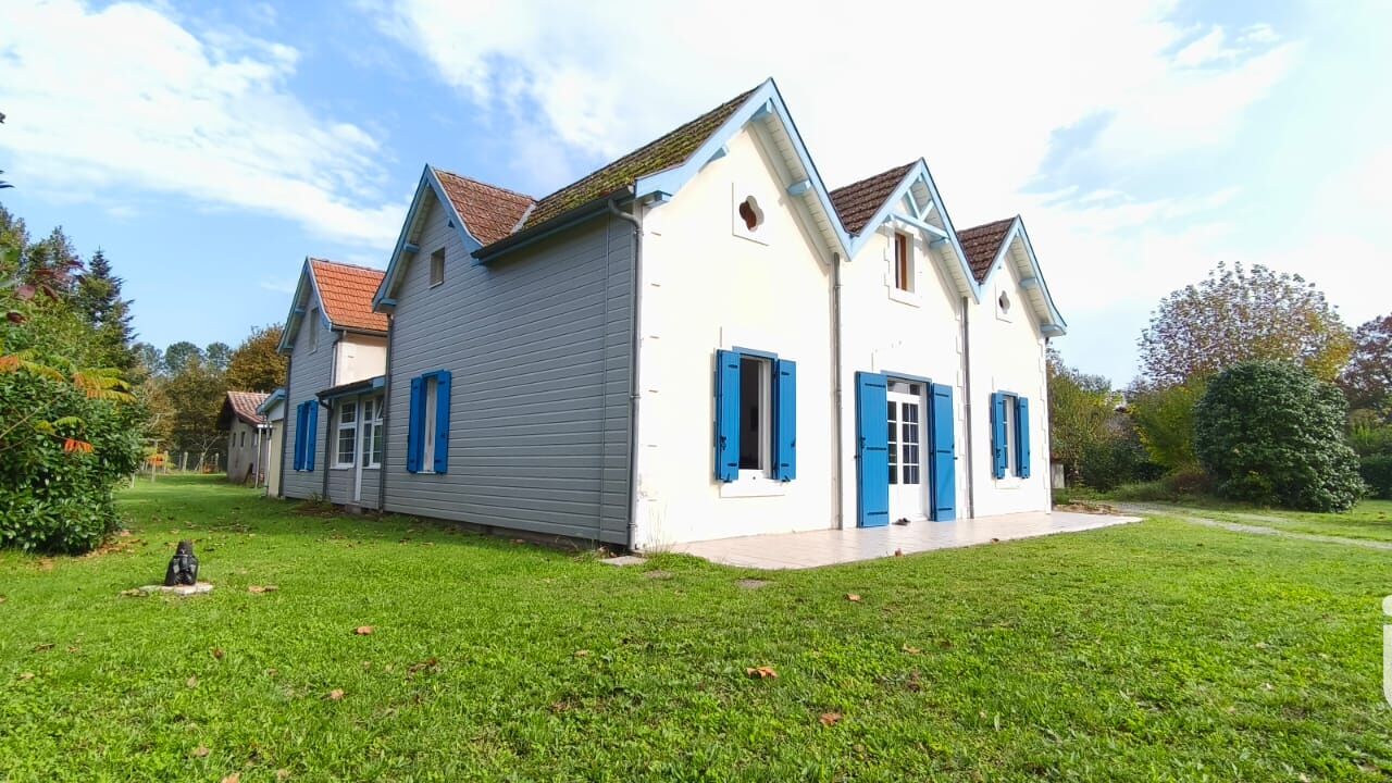 maison 8 pièces 246 m2 à vendre à Pontenx-les-Forges (40200)