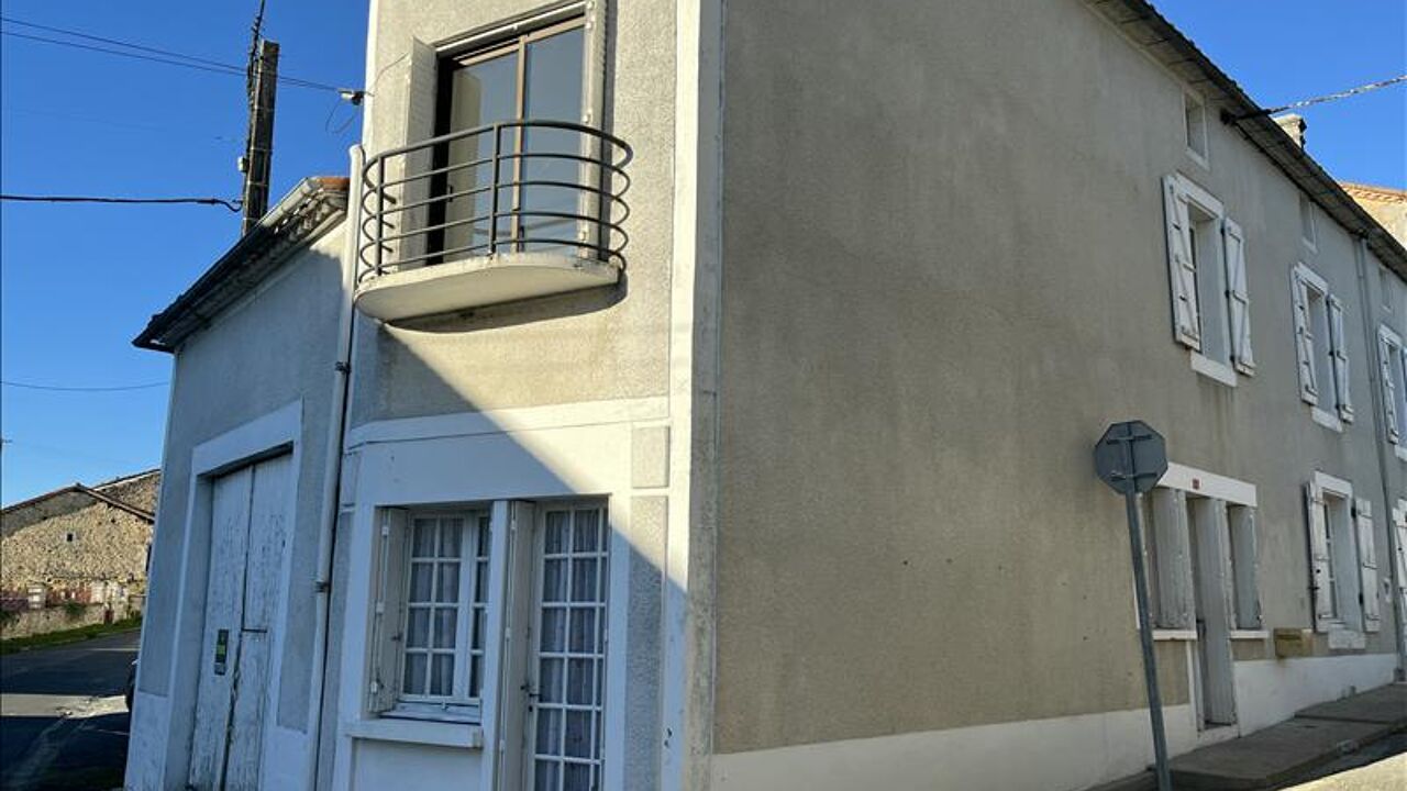 maison 5 pièces 124 m2 à vendre à Roussines (16310)