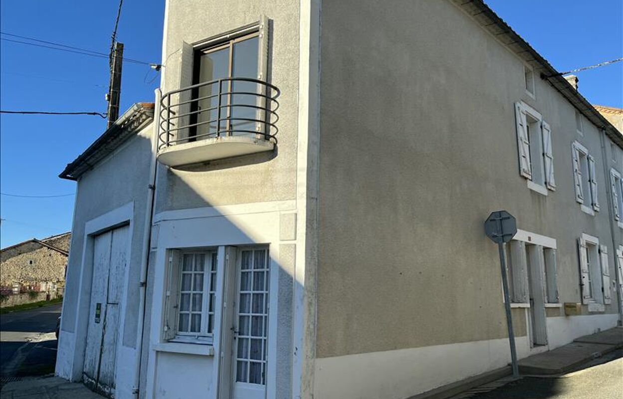 maison 5 pièces 124 m2 à vendre à Roussines (16310)