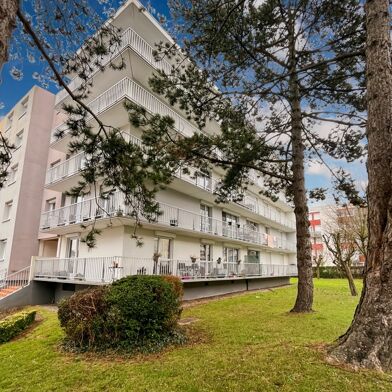 Appartement 4 pièces 168000 €