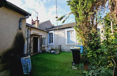 vente maison 126 990 € à proximité de Saint-Michel-de-Volangis (18390)