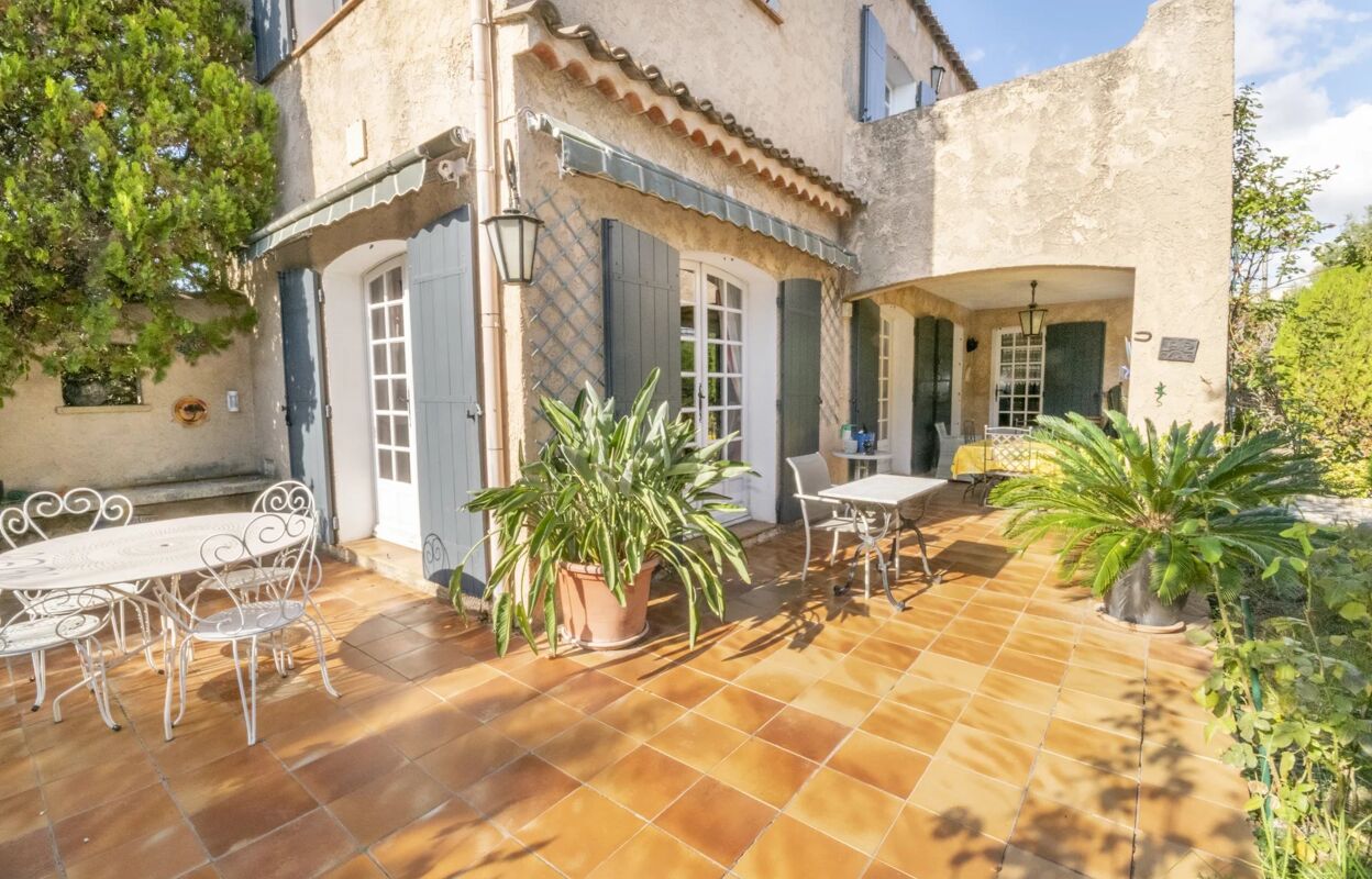 maison 8 pièces 230 m2 à vendre à La Ciotat (13600)