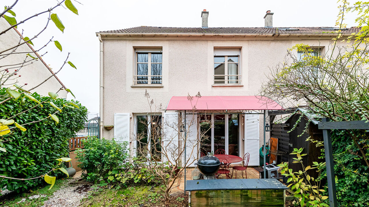 maison 5 pièces 97 m2 à vendre à Gournay-sur-Marne (93460)