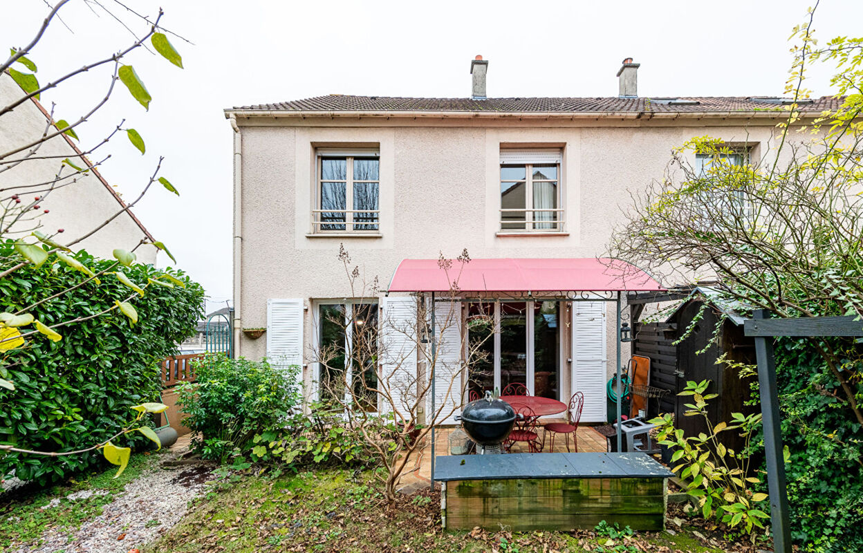 maison 5 pièces 97 m2 à vendre à Gournay-sur-Marne (93460)